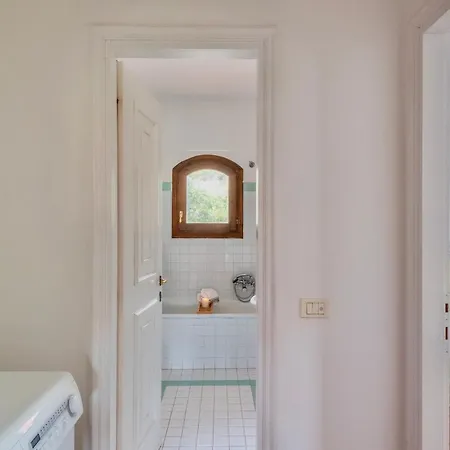 Appart hôtel Isa - With Air Conditioning And Private Outdoor Area Just A Few Minutes From La Pelosa Stintino